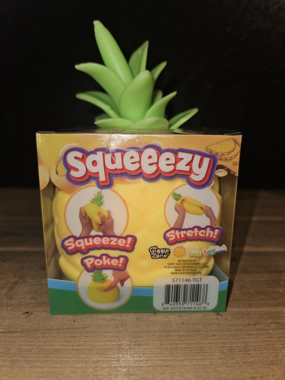 Squeeze Pineapple Squishy - Picture 2 of 2